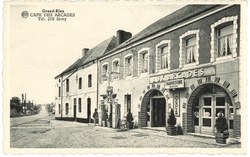  Grandrieu - Café des Arcades 